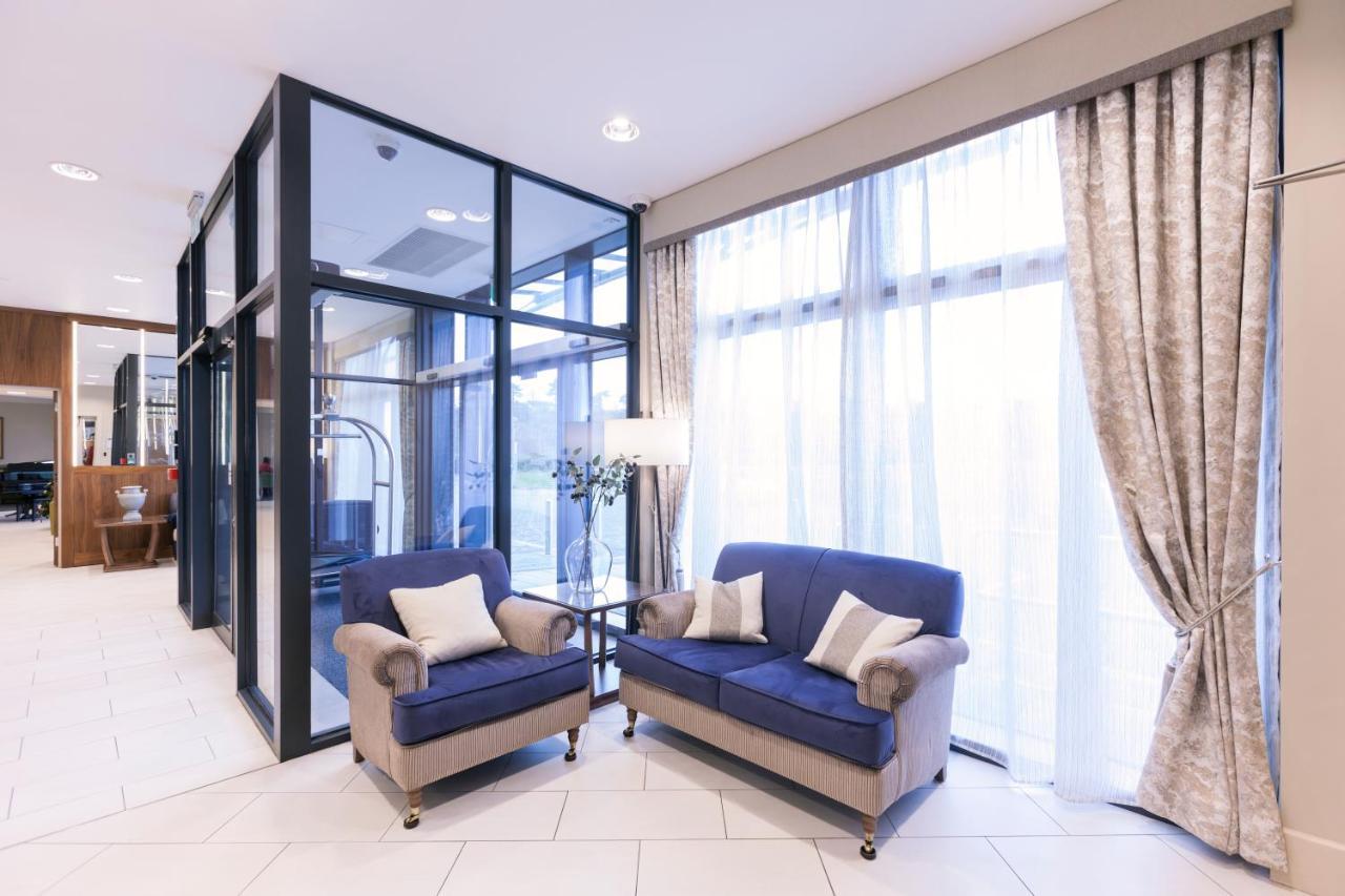 Ramsey Park Hotel Bagian luar foto