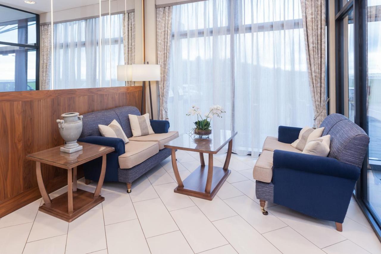 Ramsey Park Hotel Bagian luar foto