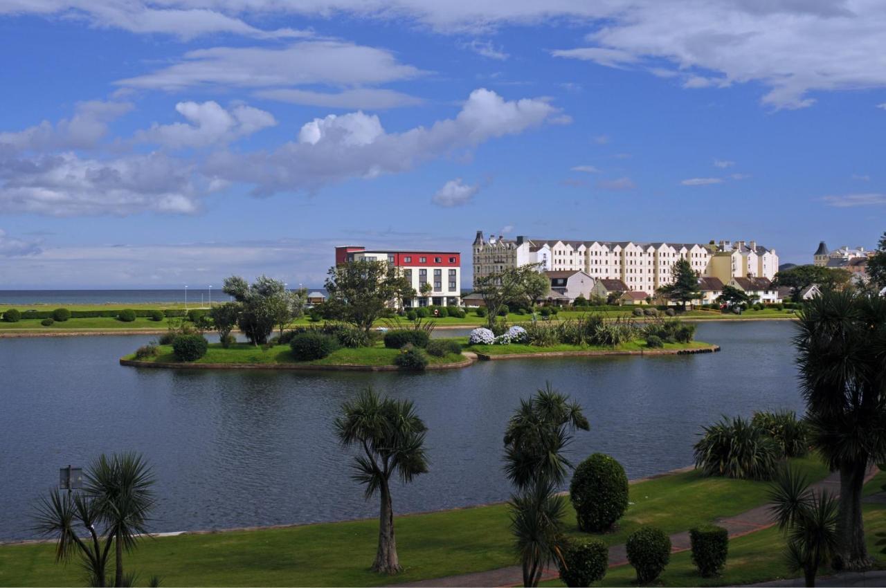 Ramsey Park Hotel Bagian luar foto