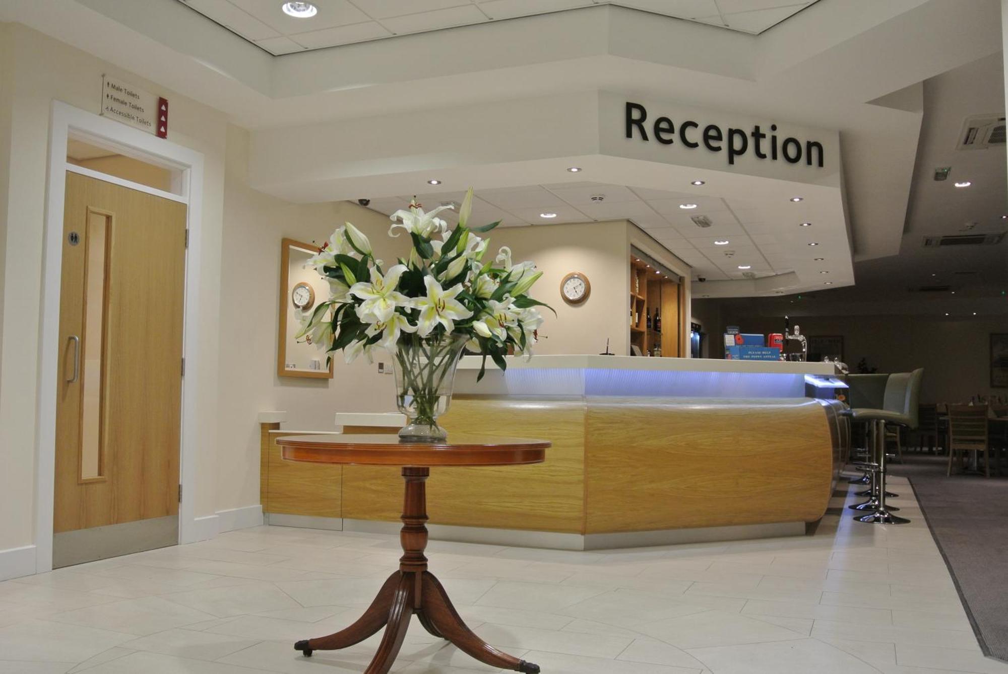 Ramsey Park Hotel Bagian luar foto