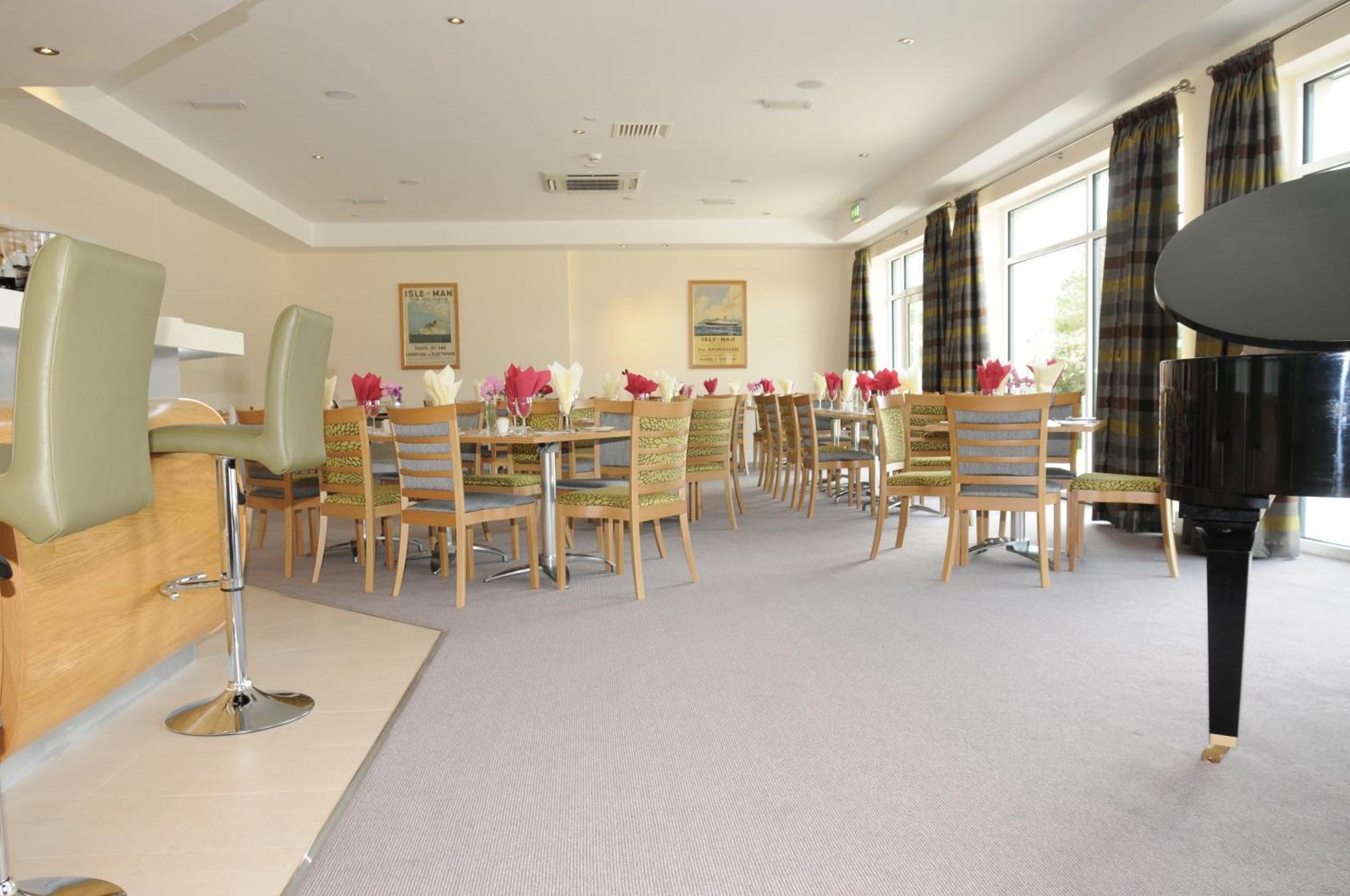 Ramsey Park Hotel Bagian luar foto