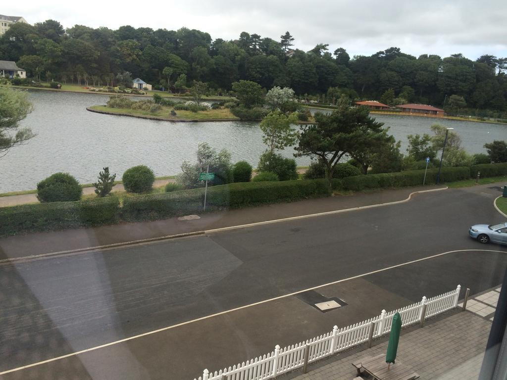Ramsey Park Hotel Bagian luar foto