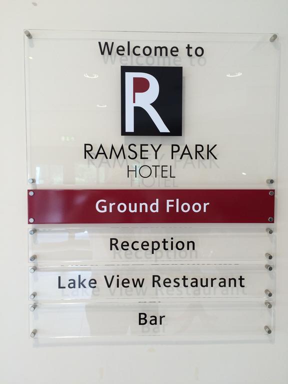 Ramsey Park Hotel Bagian luar foto